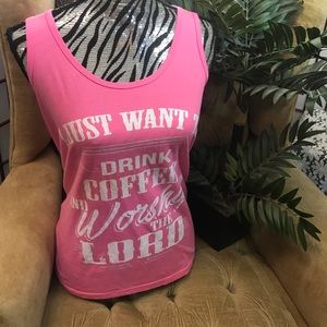 🤩Women’s pink tank top size medium